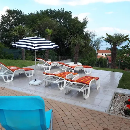 Family Friendly House With A Swimming Pool Opric, Opatija - 11785 Semesterbostad *