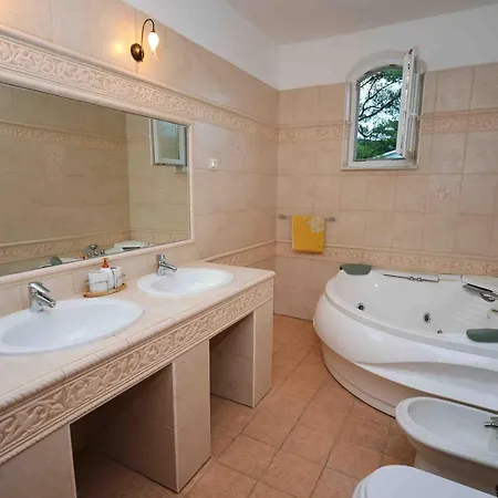 Family Friendly House With A Swimming Pool Opric, Opatija - 11785 Semesterbostad