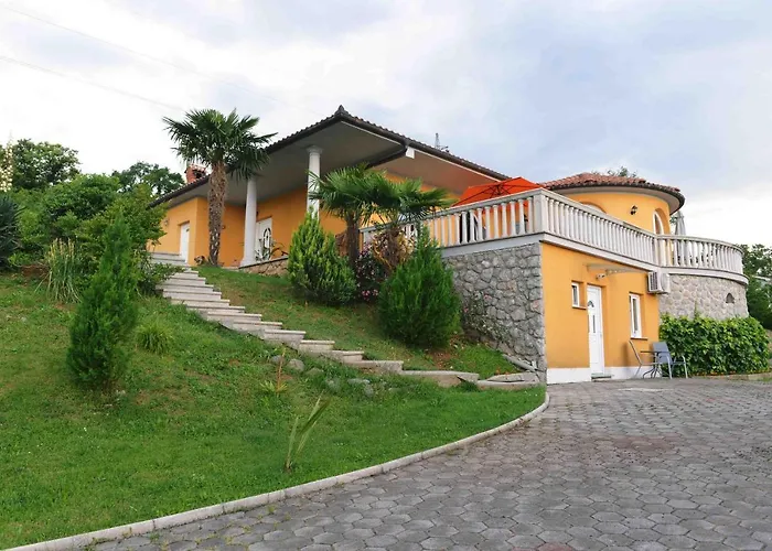 Family Friendly House With A Swimming Pool Opric, Opatija - 11785 Tatil Evi Lovran
